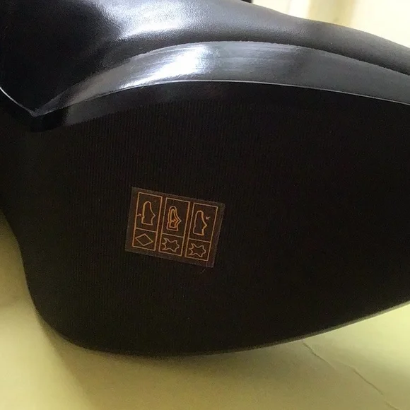 Max Studio Umberto Women’s Leather Booties - Picture 10 of 12